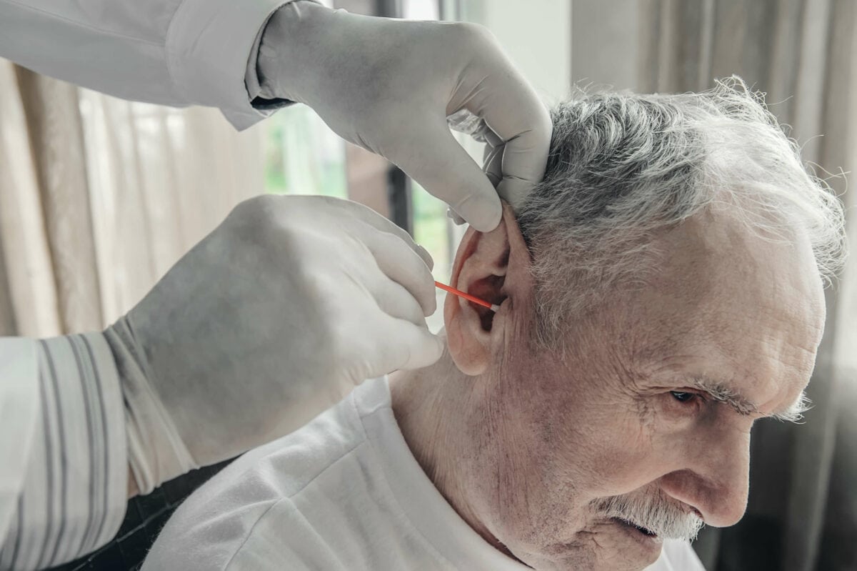 Connecting the Links Between Hearing Loss and Dementia in Seniors